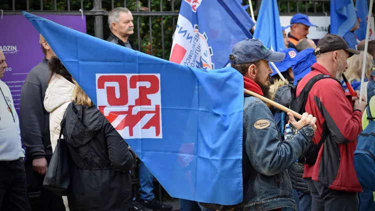 Kryzys w Radzie Dialogu Społecznego. "Poważny deficyt dialogu ze strony rządu"