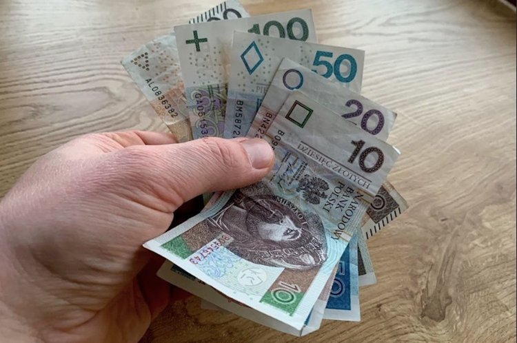 Jest decyzja ws. wysokości abonamentu RTV w 2024 r. Wyjaśniamy, kto jest zwolniony z obowiązku zapłaty