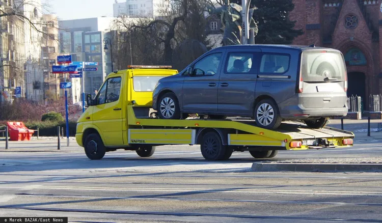Skonfiskowane auta trafią na aukcje. Będzie można je kupić za pół ceny