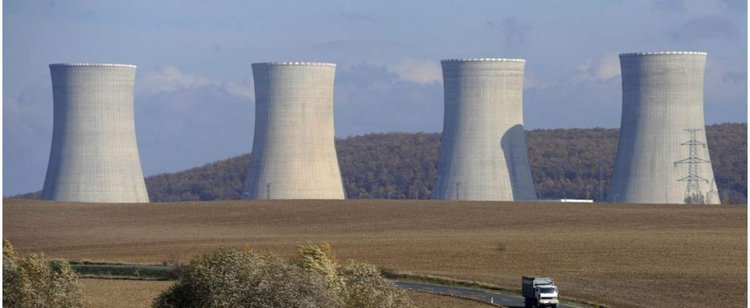 Energa miała ją zbudować do 2024 roku. Elektrownia w Ostrołęce do rozbiórki, ponad 1 mld zł wyrzucili w błoto