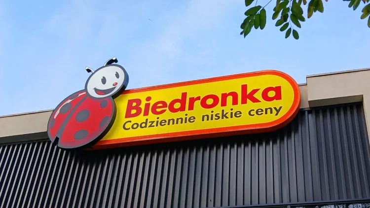 Rzucą to do Biedronki od czwartku. "1+1 gratis" dla wszystkich i przecena z 75,99 zł na 7 zł