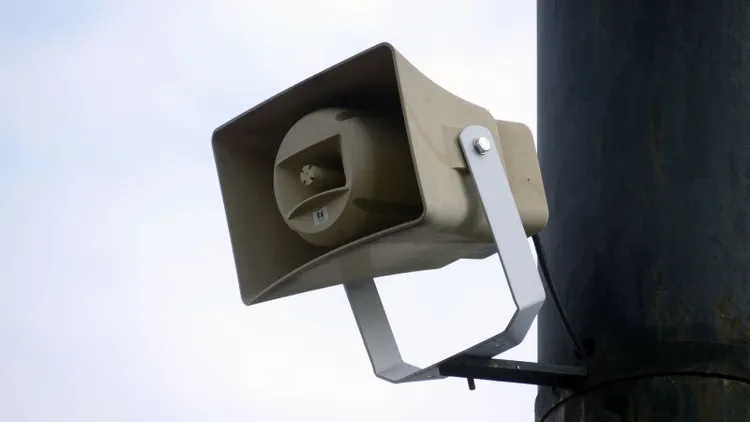 Rząd pracuje nad aplikacją alarmową. Alert pojawi się prosto na telefonie