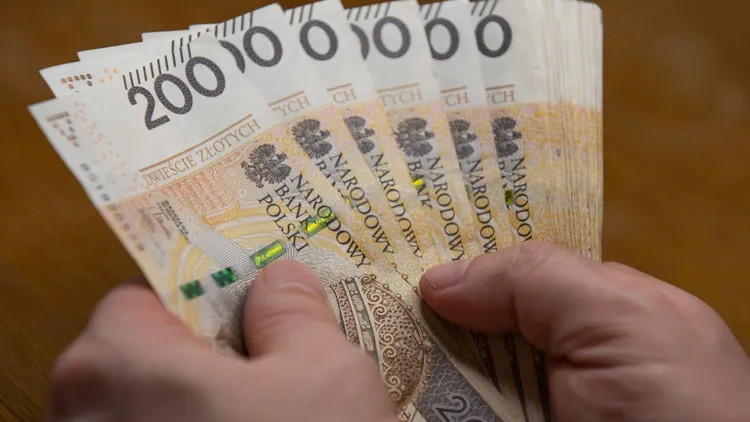 Tyle naprawdę zarabiają Polacy. Są najnowsze dane GUS