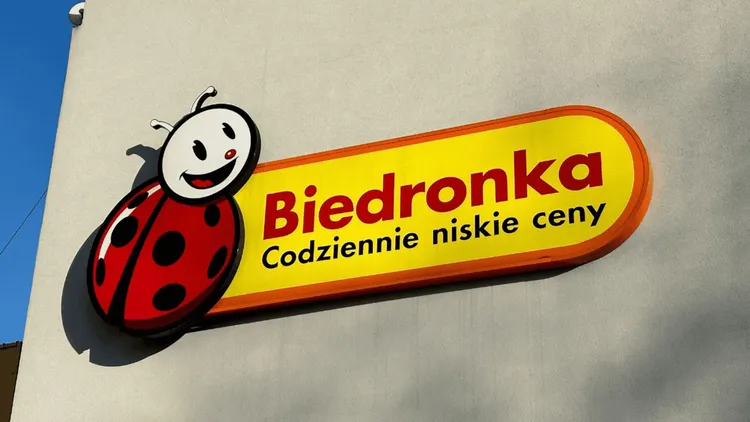 Kultowe produkty powróciły do Biedronki. Klienci narzekają na ceny