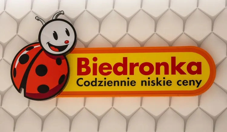 Zacznie się dziś o 20:00. Biedronka rozda mąkę za darmo