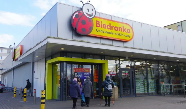 Wielka promocja w Biedronce. 5 po 5 zł. Hit na Wielkanoc