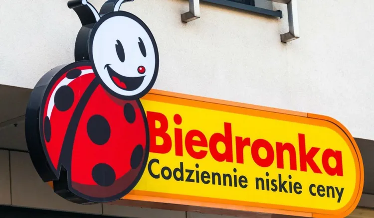 Piątkowe rabaty w Biedronce. Dziś od razu naliczają się przy kasie