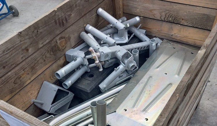 Transport odpadu metali. Jak to robi profesjonalna firma spedycyjna?