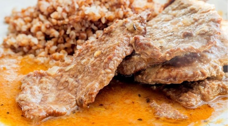 Niezawodny przepis na miękkie bitki wieprzowe