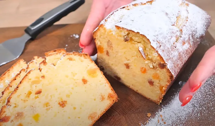 Ostatnio to moje ulubione ciasto. Jest mięciutkie i zawsze się udaje, lepsze niż z cukierni