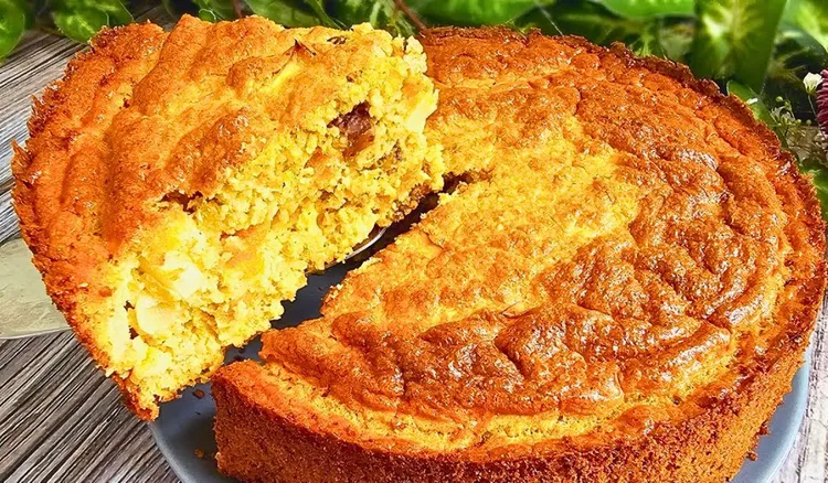 Przepis na to ciasto marchewkowe mam od sąsiadki. Mąkę zastępuję zdrowym składnikiem