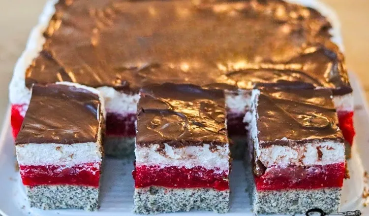 Jedno z najlepszych ciast, jakie jadłem. Przepis na Marzenkę polecam każdemu