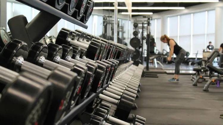 Sieć fitness ogłasza upadłość. Pracownicy bez wynagrodzeń, klienci bez pieniędzy