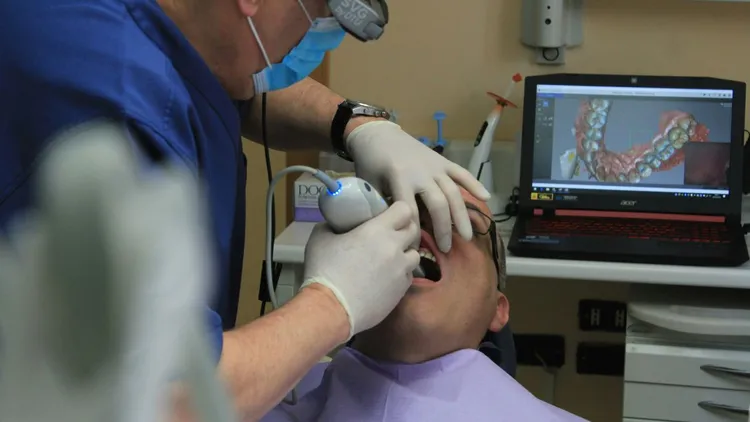 Możesz zaoszczędzić na dentyście. Nawet 300 PLN na jednym zabiegu