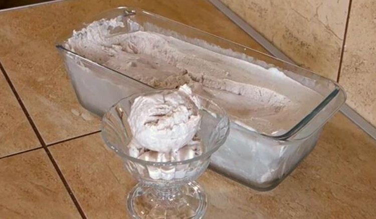 Nastawiłam dziś domowe lody z zaledwie 4 składników. Na jutrzejszy upał będą dla dzieciaków w sam raz