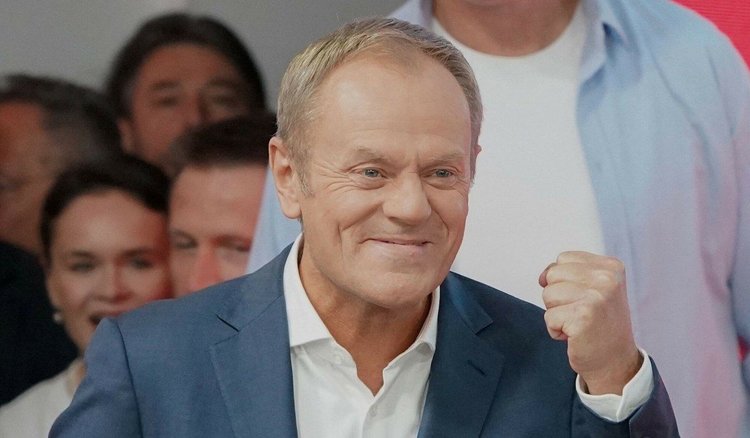 Ile będą kosztować nas obietnice wyborcze Tuska? Eksperci nie pozostawiają złudzeń