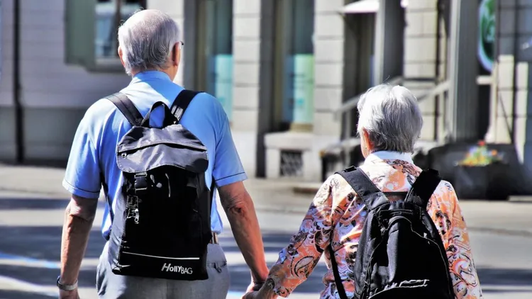 ZUS zmienia terminy wypłat emerytur w lipcu. Seniorzy powinni to wiedzieć 