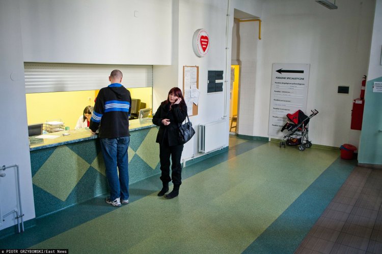NFZ: za leczenie zębów nie musisz płacić. Sprawdzamy, kiedy przysługuje refundowana opieka dentystyczna