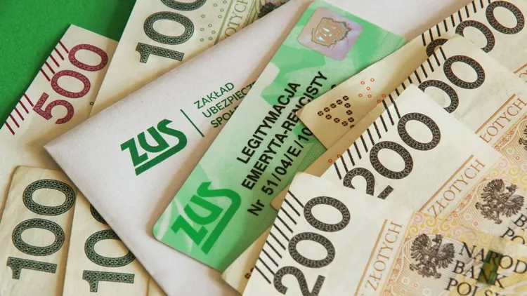 Zwrot podatku za 13. i 14. emeryturę. Wiadomo, kiedy przelewy trafią do seniorów