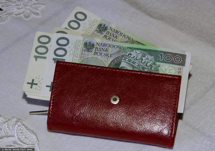 Płaca minimalna w 2027 roku. Rząd pokazał wyliczenia, związki zawodowe chcą zmian