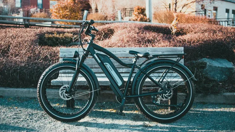 Będą dopłaty do zakupu rowerów elektrycznych. Znamy wstępne kwoty i warunki