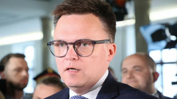"Nie jesteśmy popychadłem". Hołownia interweniuje w sporze Sikorskiego i Muska