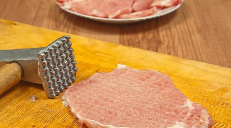 Niemożliwie soczyste, delikatne i pyszne schabowe marynowane w kefirze