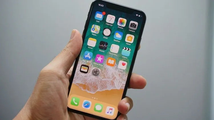 Jak przyśpieszyć działanie iPhone’a? Są proste i sprawdzone sposoby