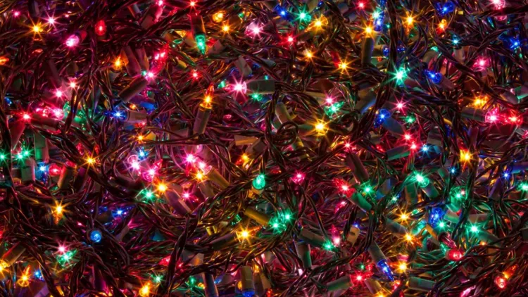 Wyższe rachunki za prąd nawet o 1440 zł. Tak łatwo zniszczysz sobie święta