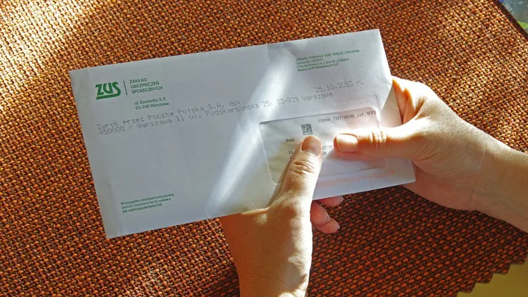 ZUS wyśle ważne pisma do seniorów. Chodzi o 14. emeryturę