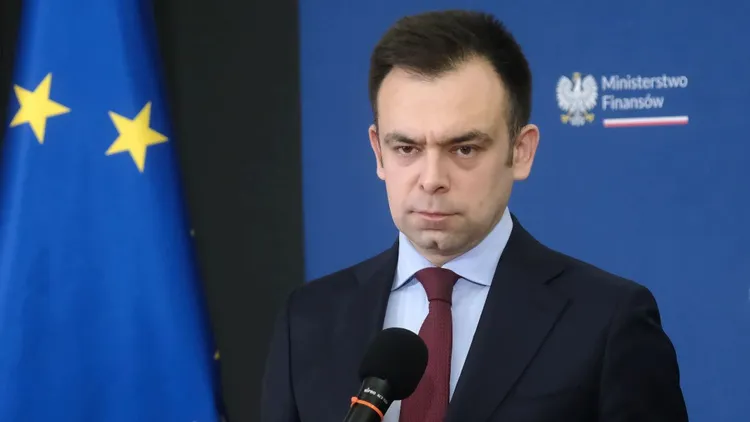 Składka zdrowotna zostanie obniżona? Minister finansów zapowiada zmiany