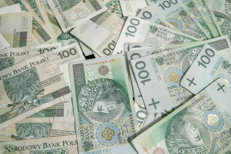 Kursy walut. Poniedziałek 22.04.2024. Po ile euro, dolar, frank czy funt?