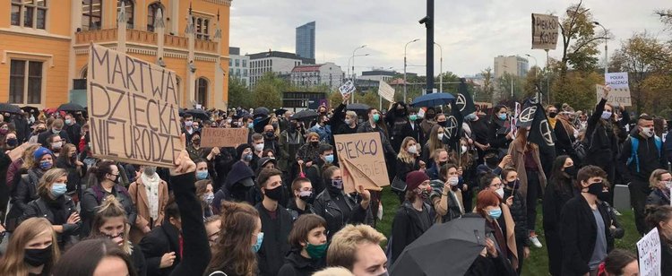 Media zza Odry nie zostawiają na Polsce suchej nitki. Wszystko przez wczorajszy wyrok TK