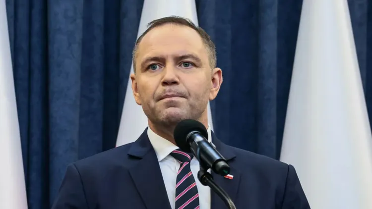 Bruksela pozywa Polskę do TSUE i wnosi o kary. To pokłosie decyzji Nawrockiego