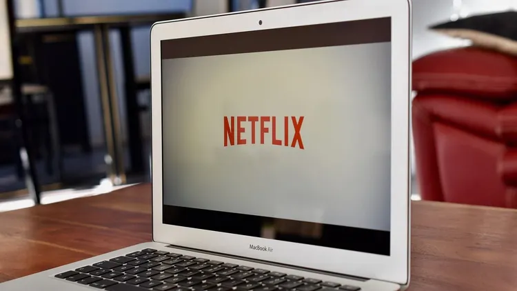 Netflix za darmo? Platforma chce wprowadzić nowy pakiet