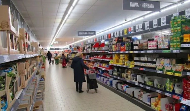 Niedziele handlowe w grudniu. Będą zmiany, nowy projekt w Sejmie