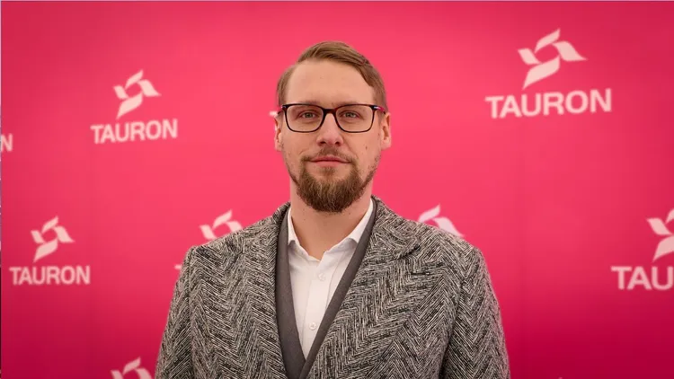 TAURON osiągnął 1 GW mocy z OZE. Rozmawiamy o „boomie” na magazyny energii i przyszłości wiatraków