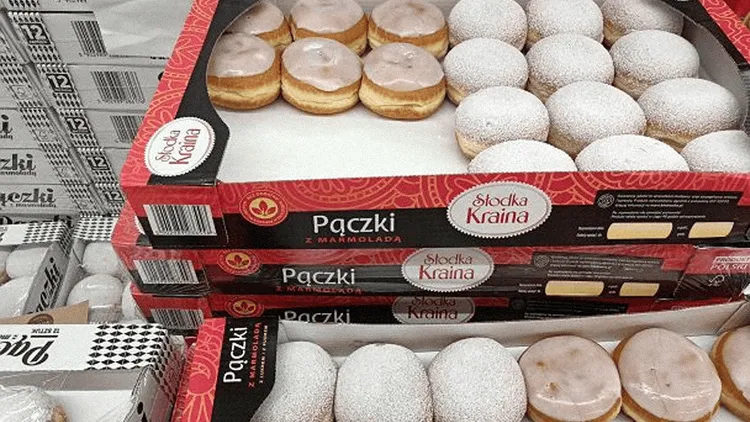 Gdzie w Tłusty Czwartek najtańsze pączki? Dyskonty walczą o klientów, ale wygrywa ten