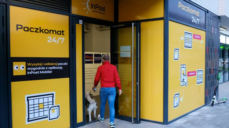 Chcą wykupić InPost. "Król paczkomatów" dostał sekretną ofertę, kurs akcji wystrzelił