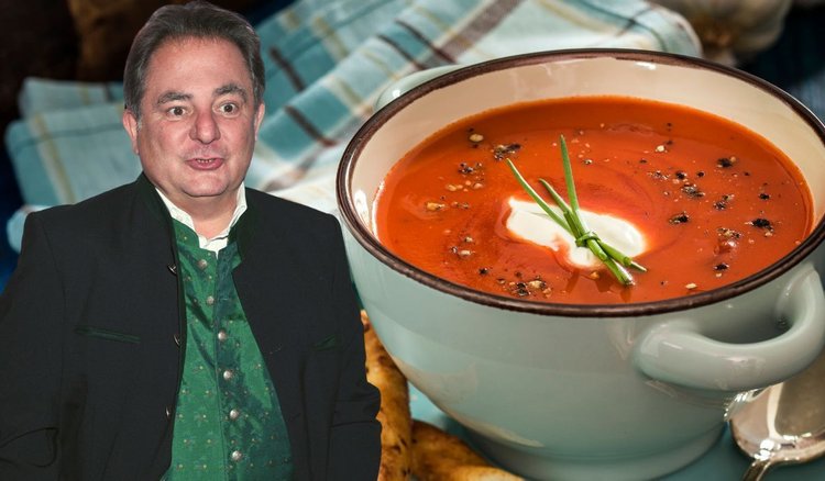 Banalny sposób Makłowicza na aromatyczną zupę pomidorową. Jest prosta w przygotowaniu i doskonała w smaku