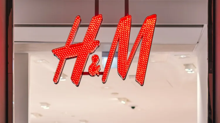 H&M znika z kolejnych lokalizacji. W tym roku zamknie aż 160 sklepów