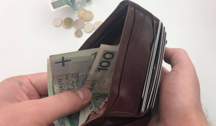 Wypłata pieniędzy z OFE przed emeryturą. Wyjaśniamy, co można zrobić