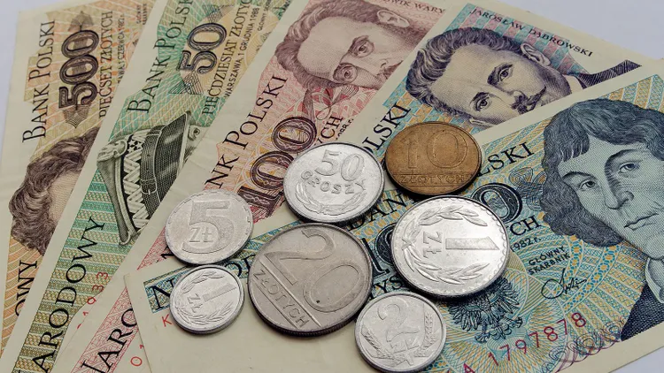 Na tych banknotach z PRL-u można zbić fortunę. Warto ich poszukać w domu
