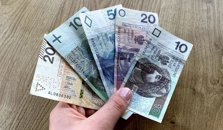 600 złotych dla bezrobotnych. Dodatek ma jednak warunki