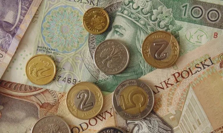 Tak zmieni się trzynasta emerytura. Kiepskie informacje dla seniorów