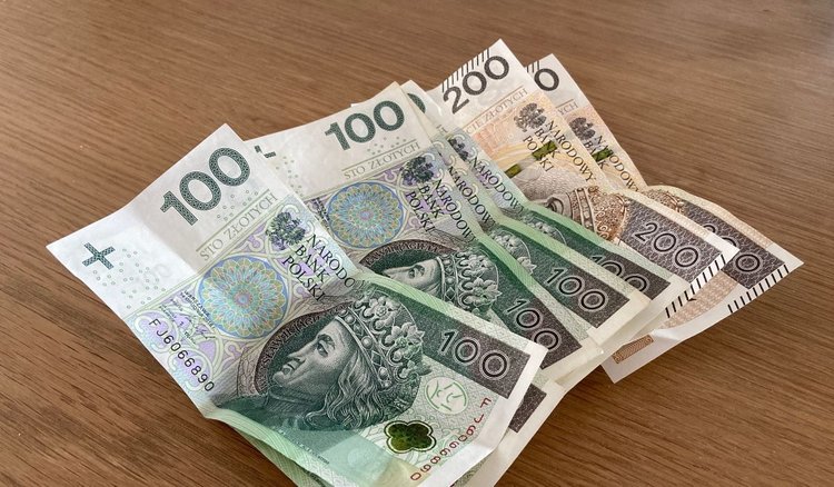 Bezzwrotna dotacja, można otrzymać kilkanaście tysięcy złotych. Są warunki