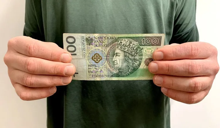 Masz uszkodzone banknoty? Oto, co można z nimi zrobić