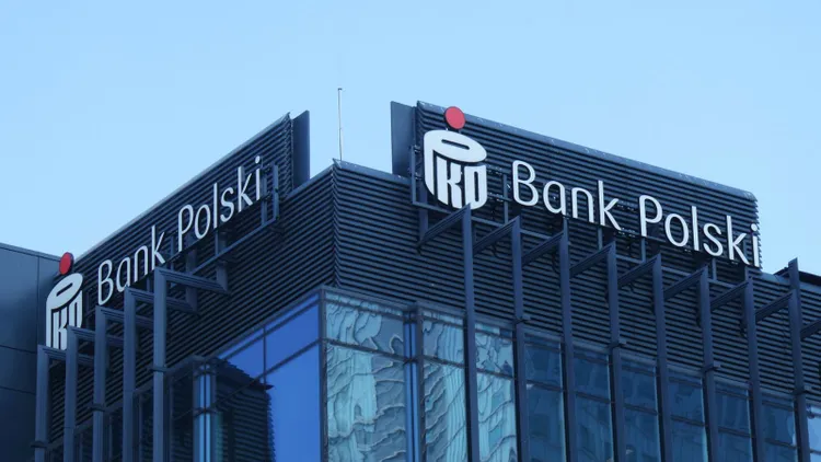 Pilny komunikat PKO BP. Jedno kliknięcie wystarczy, by oszuści opróżnili konto z pieniędzy