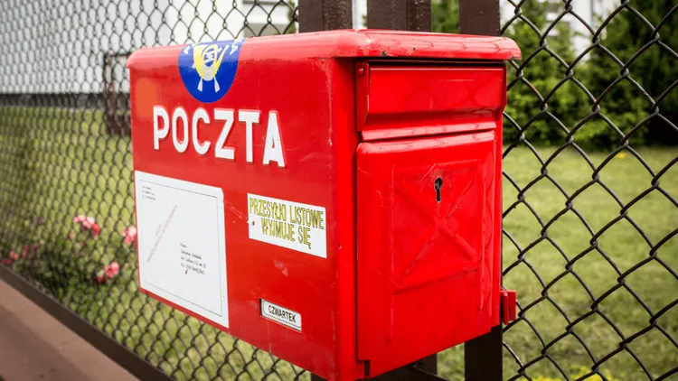 Poczta Polska podjęła decyzję. Tysiące osób stracą pracę