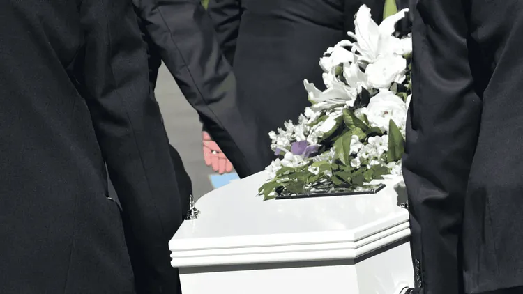 Zasiłek pogrzebowy z ZUS będzie wyższy. Tyle wyniesie od 1 stycznia 2026 r.